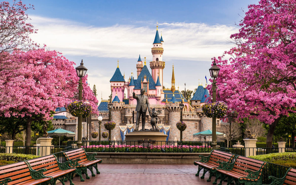 Disneyland-Resort-o-California