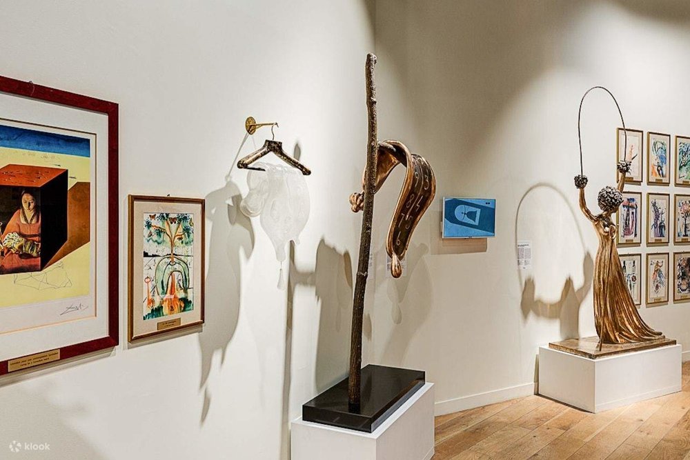 Tìm Hiểu Về Lịch Sử Bảo Tàng Dalí “Độc Lạ” Tại Paris