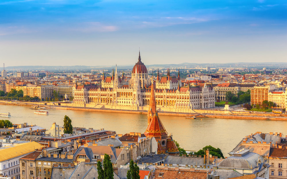 du-lich-chau-au-theo-mua