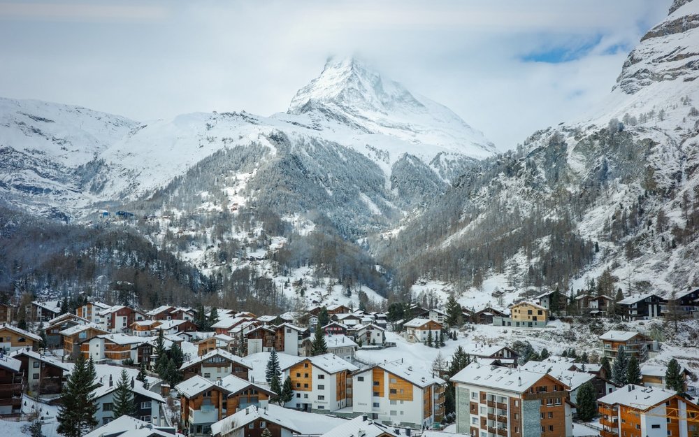 du-lich-chau-au-theo-mua