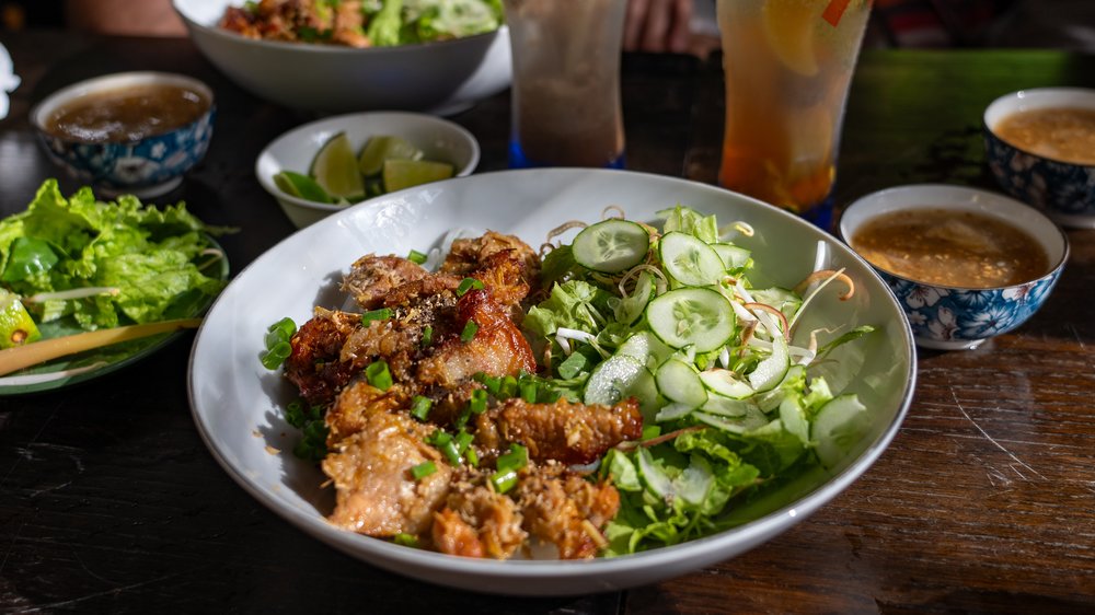 Central Vietnam Itinerary - Hue Café Gin's Garden Bun Thit Nuong Grilled Lemongrass Pork