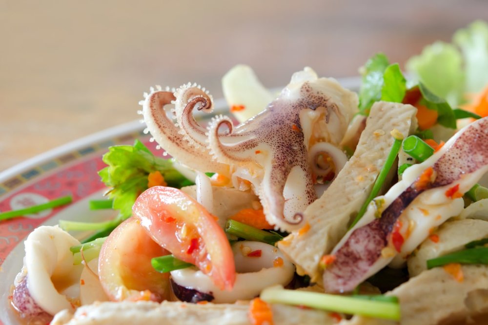 Nhà Hàng Quân Cát Bà