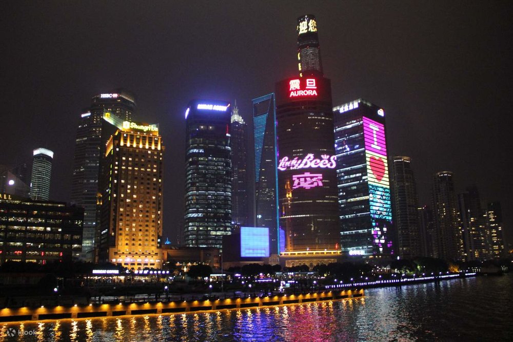 Tour Du Thuyền Sông Đêm Thượng Hải Với Bữa Tối Phong Cách Tân Cương