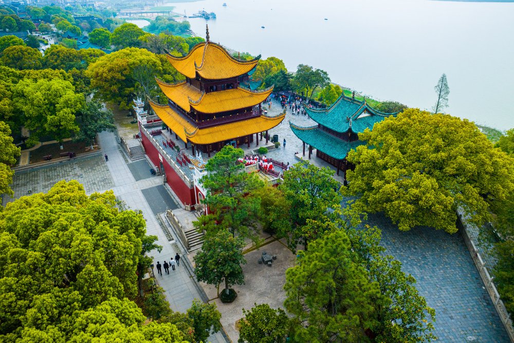  Tháp Nguyệt Dương Ở Hồ Nam