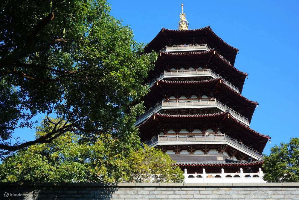 Ngày 4: Hàng Châu - Chùa Linh Ẩn, Con Đường Tre Vân Khê, Tháp Lục Hòa, Phố Thanh Hà Phương