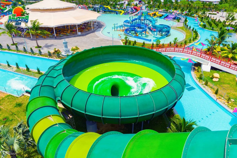 Công Viên Nước Vịnh Kỳ Diệu - The Amazing Bay Ở Đâu?