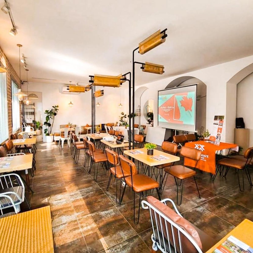 Oromia Coffee & Lounge - TP.HCM