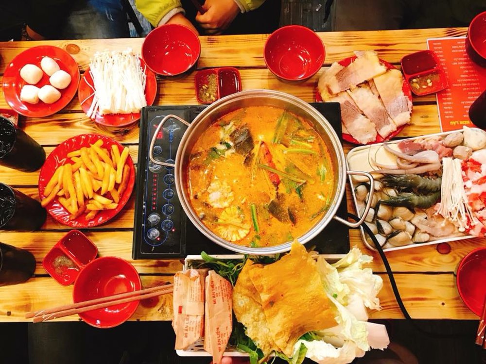 Ngói CTR - Quán Lẩu Thái Tomyum Chuẩn Vị