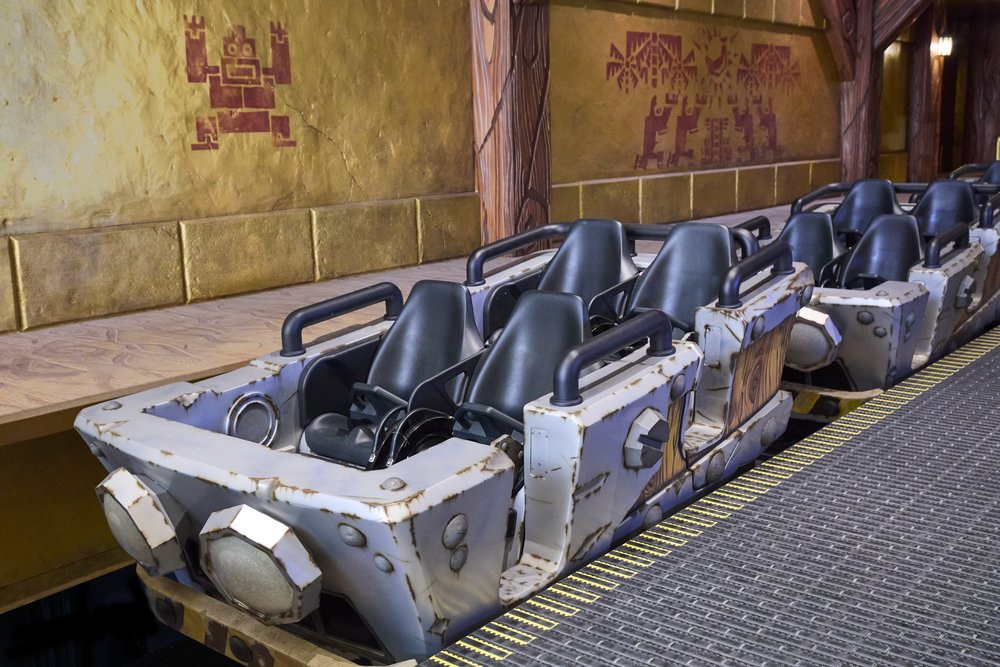 Universal Studios Japan Super Nintendo World Donkey Kong Country The Golden Temple Mine Cart Madness