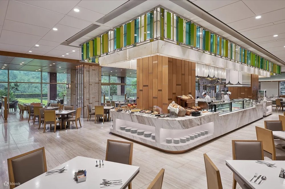 ➤ 台北六福萬怡酒店：敘日全日餐廳