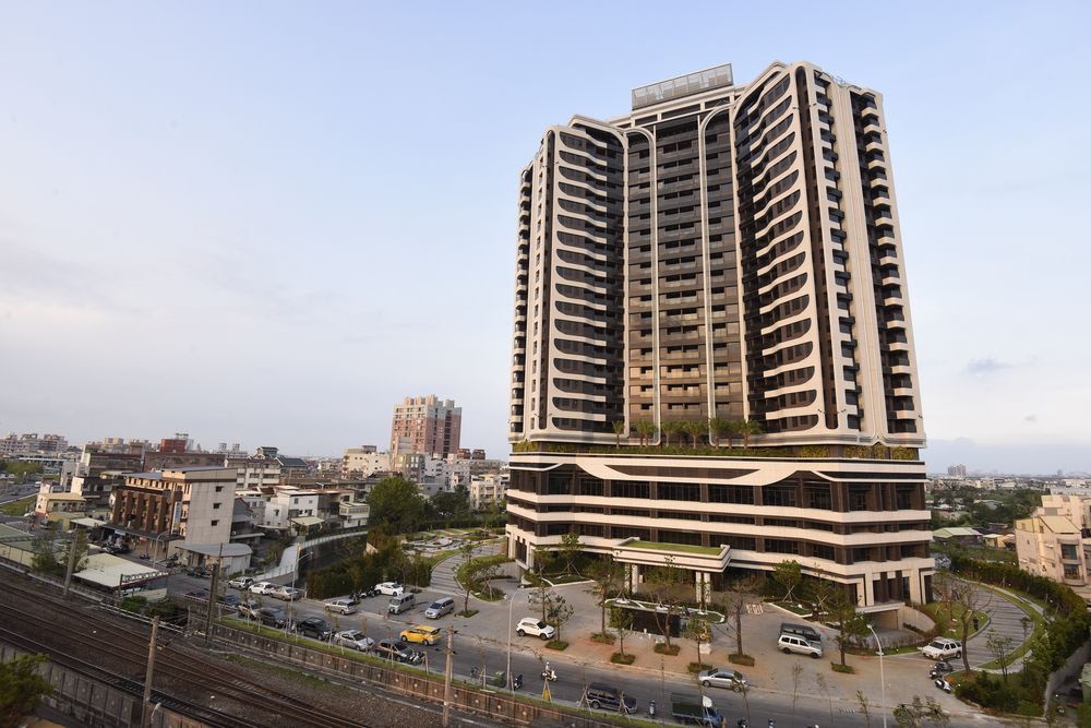 村卻國際溫泉酒店