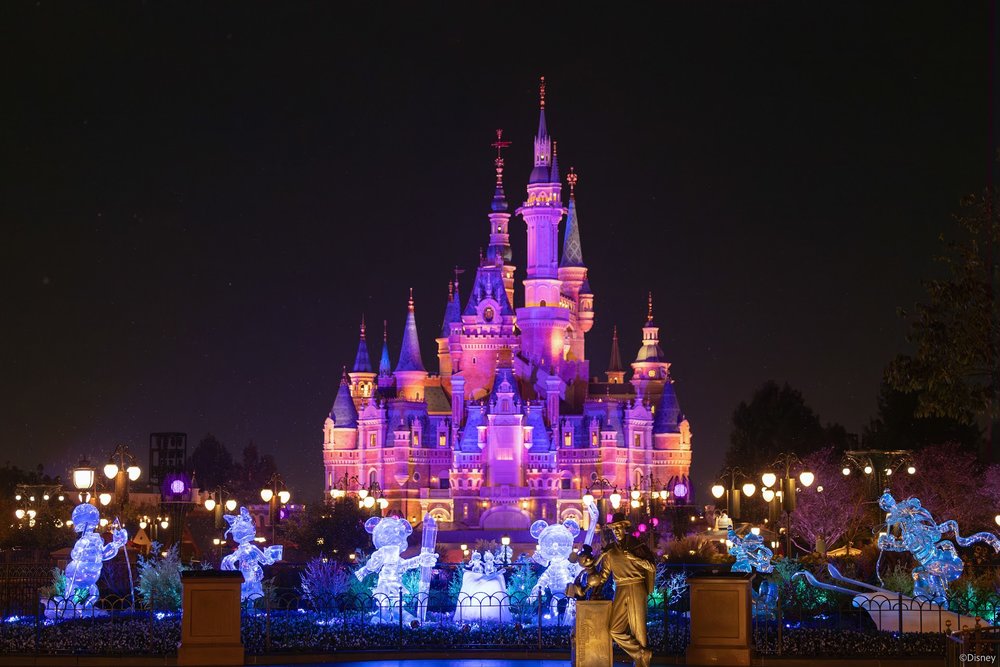 shanghai disneyland winter