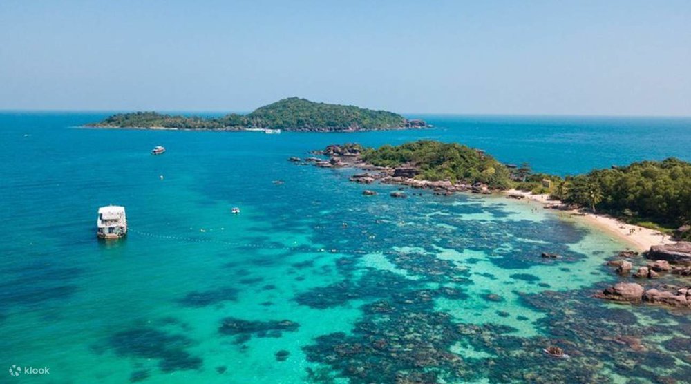 Cụm 3 Đảo - Hòn Bườm, Hòn Gầm Ghì và Hòn Mây Rút