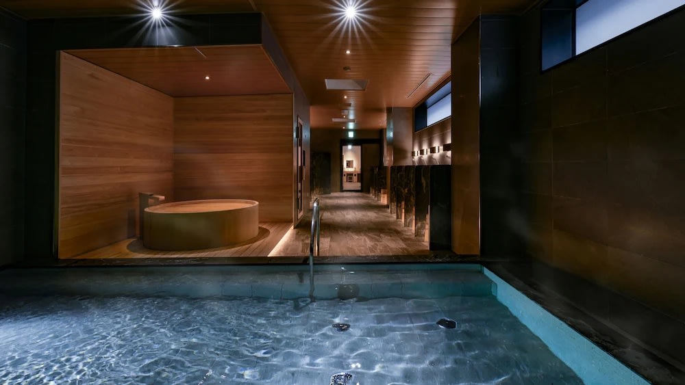 best onsen hotels in hokkaido