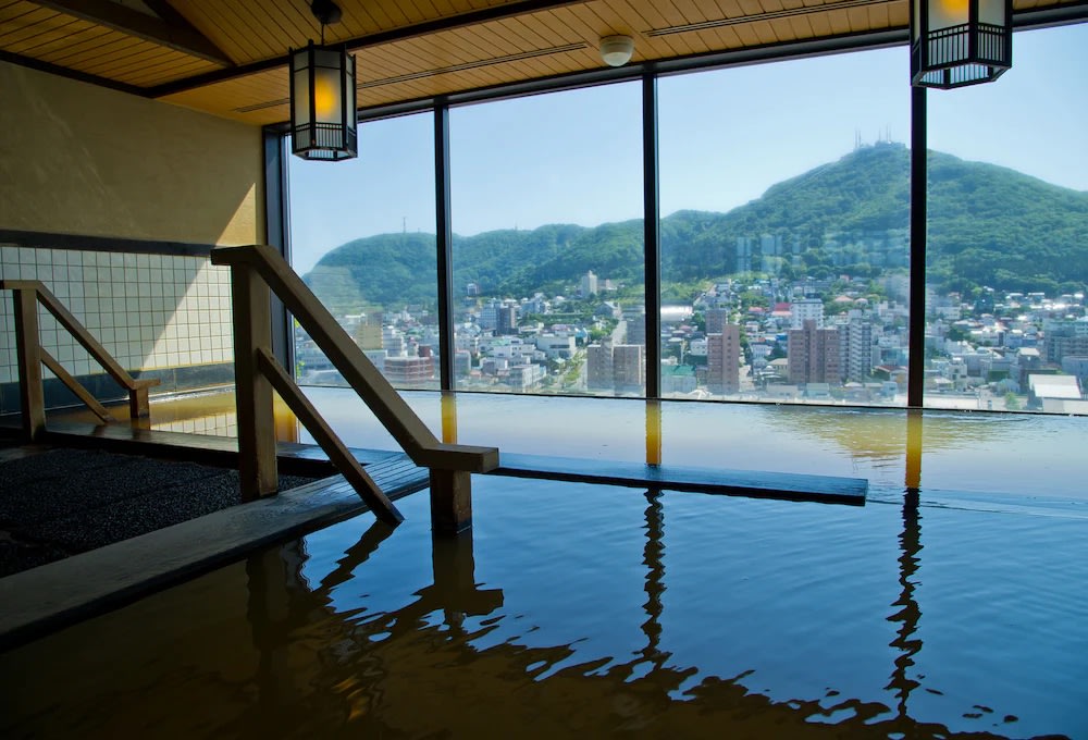 best onsen hotels in hokkaido