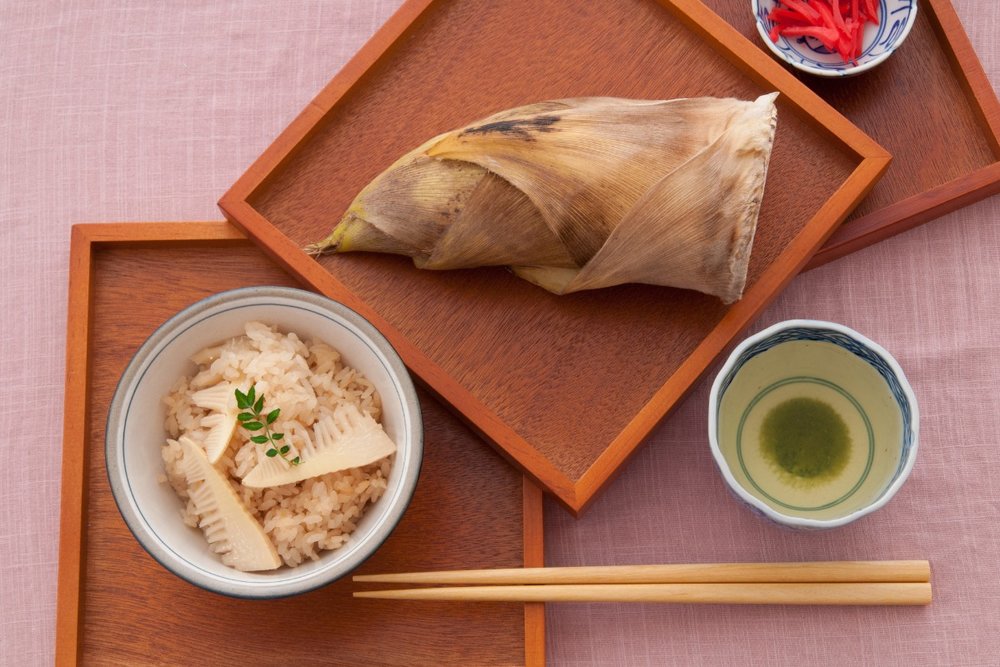 Takenoko - Món Ăn Giòn Và Ngọt Thanh Từ Măng Đầu Mùa 