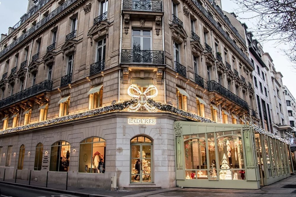 Tiệm Bánh Ladurée - Nơi Thưởng Thức Bánh Macaron Thượng Hạng 