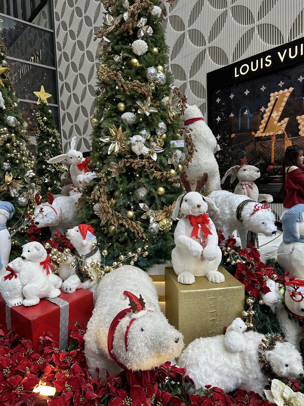 MY EN Pavilion mall christmas deco 2024