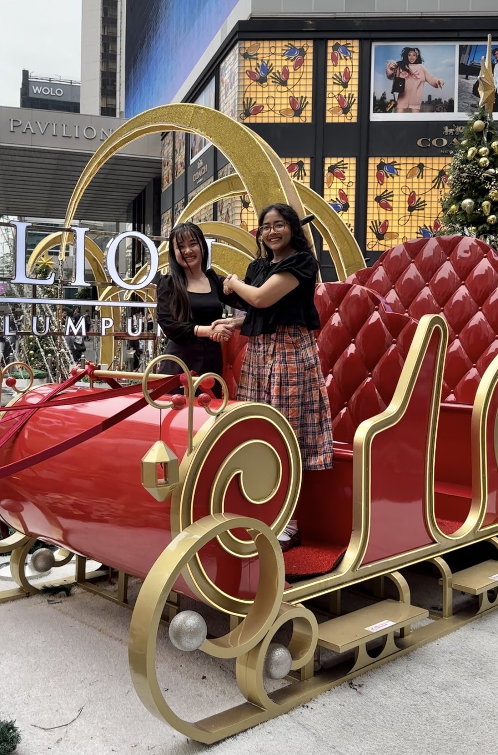 MY EN Pavilion mall christmas deco 2024