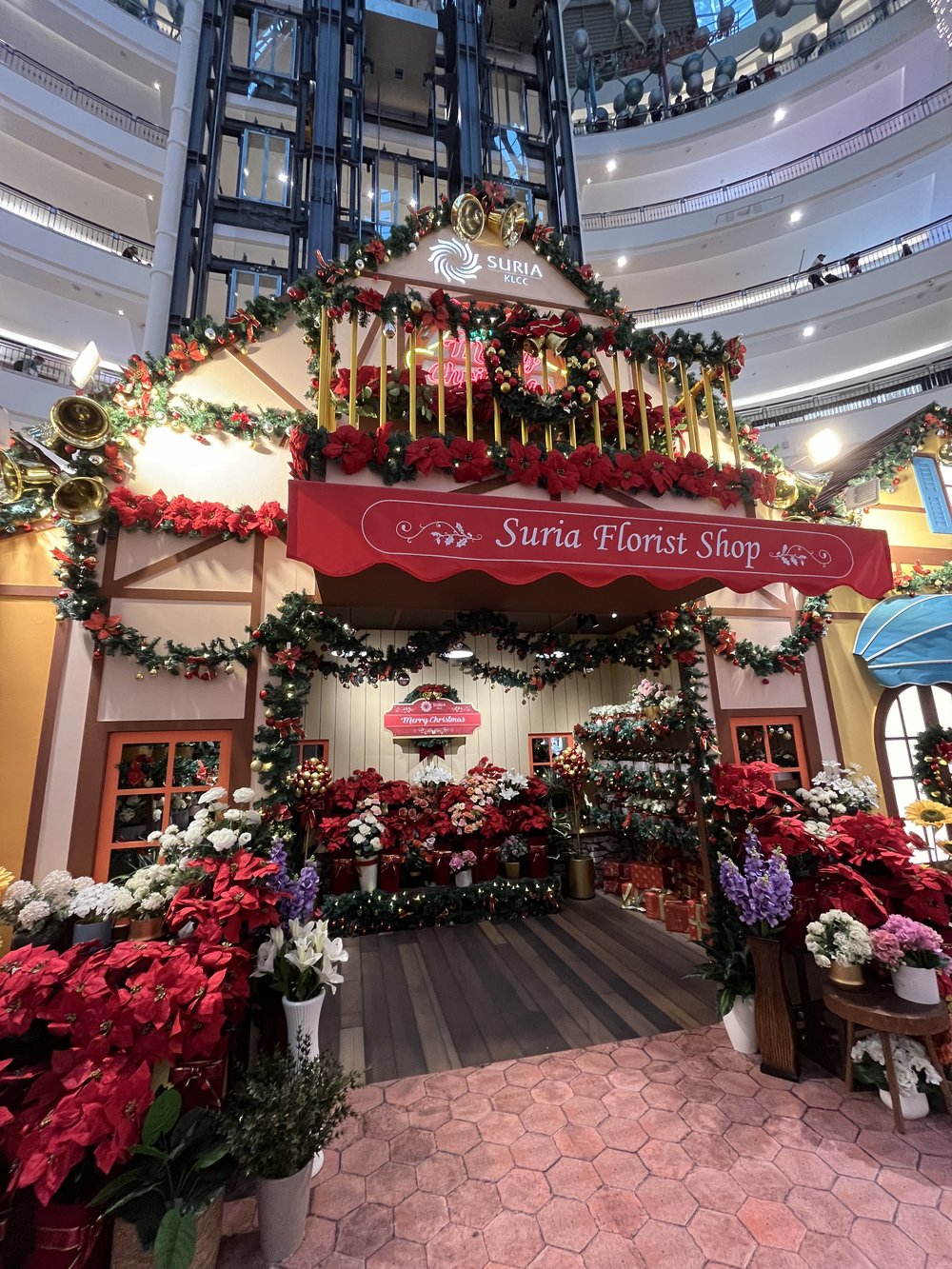 MY EN suria klcc christmas deco 2024