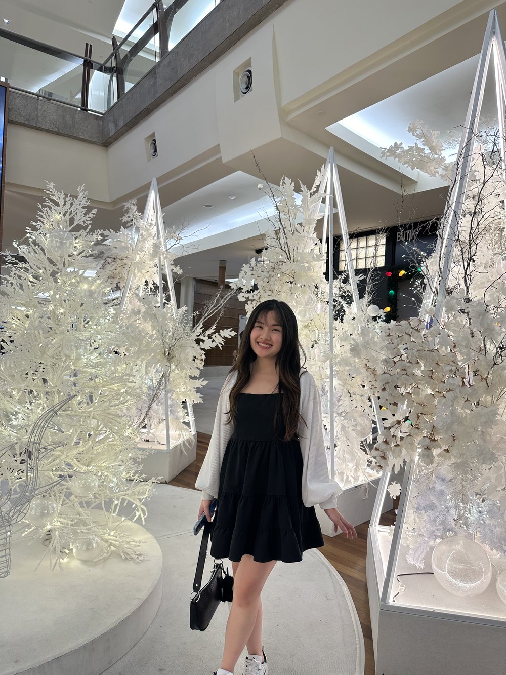 MY EN the gardens mall christmas deco 2024