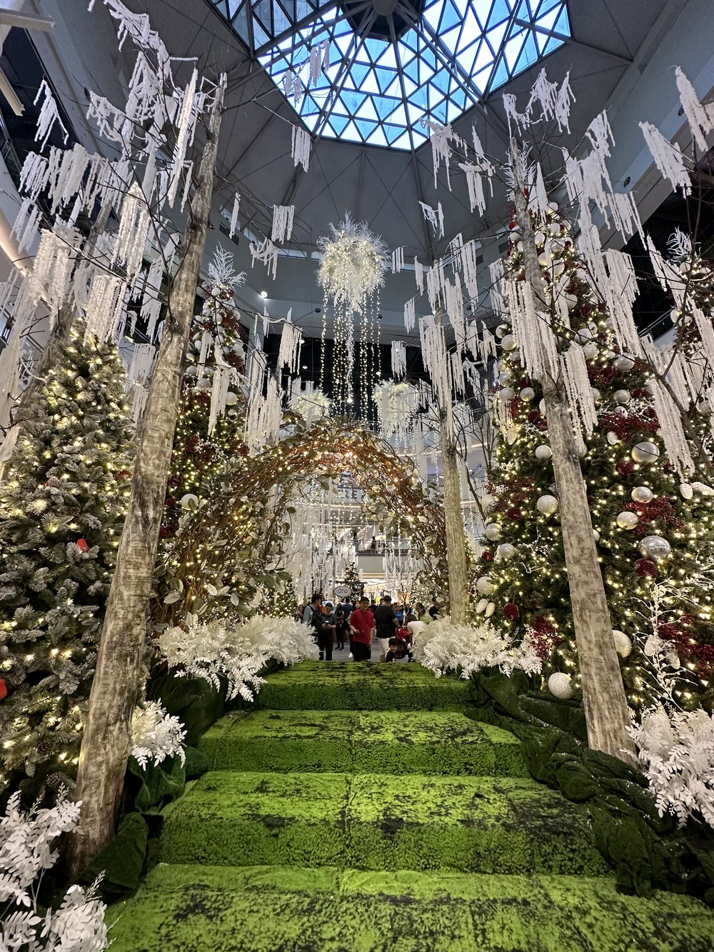 MY EN midvalley megamall christmas deco 2024