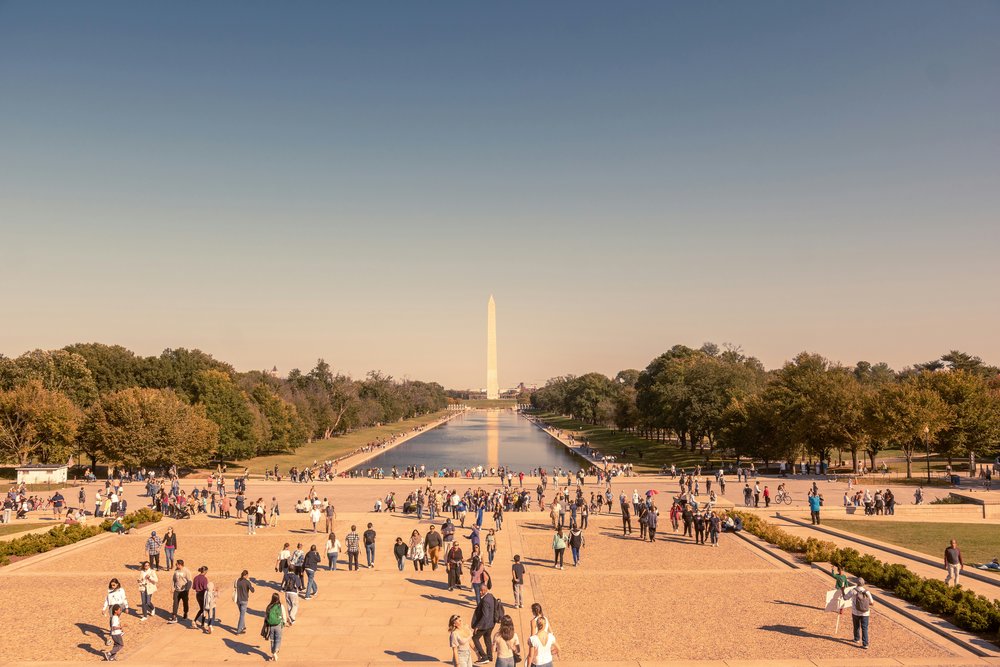 Crowds in front of the National Mall in the USA