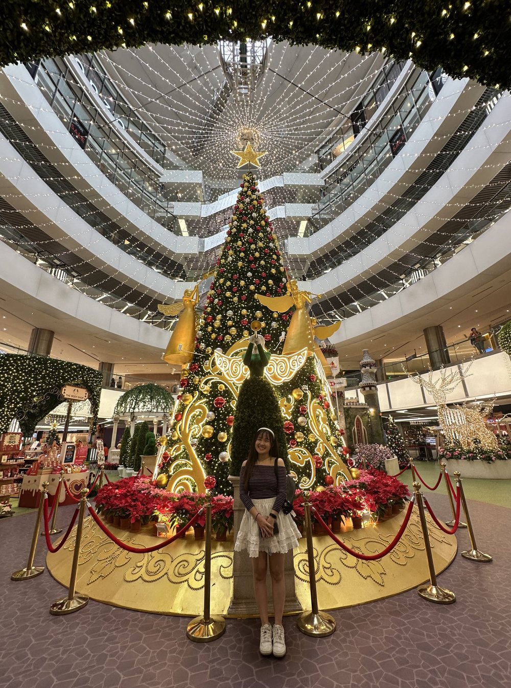 MY EN one utama christmas mall deco 2024
