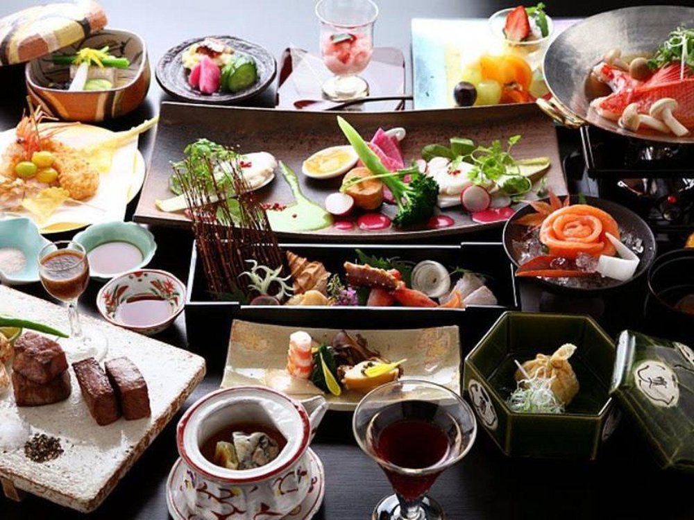 定山溪溫泉酒店, 定山溪翠山亭俱樂部