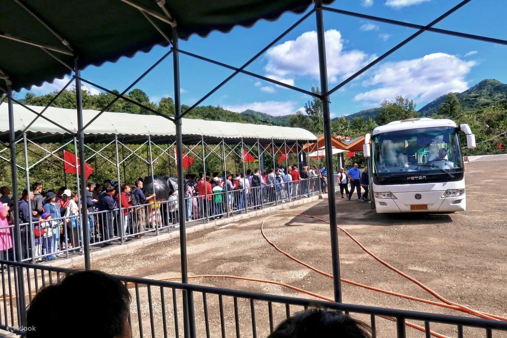 Khoảng Thời Gian Cao Điểm Của Các Tuyến Xe Buýt Đi Bát Đạt Lĩnh Là Khi Nào?