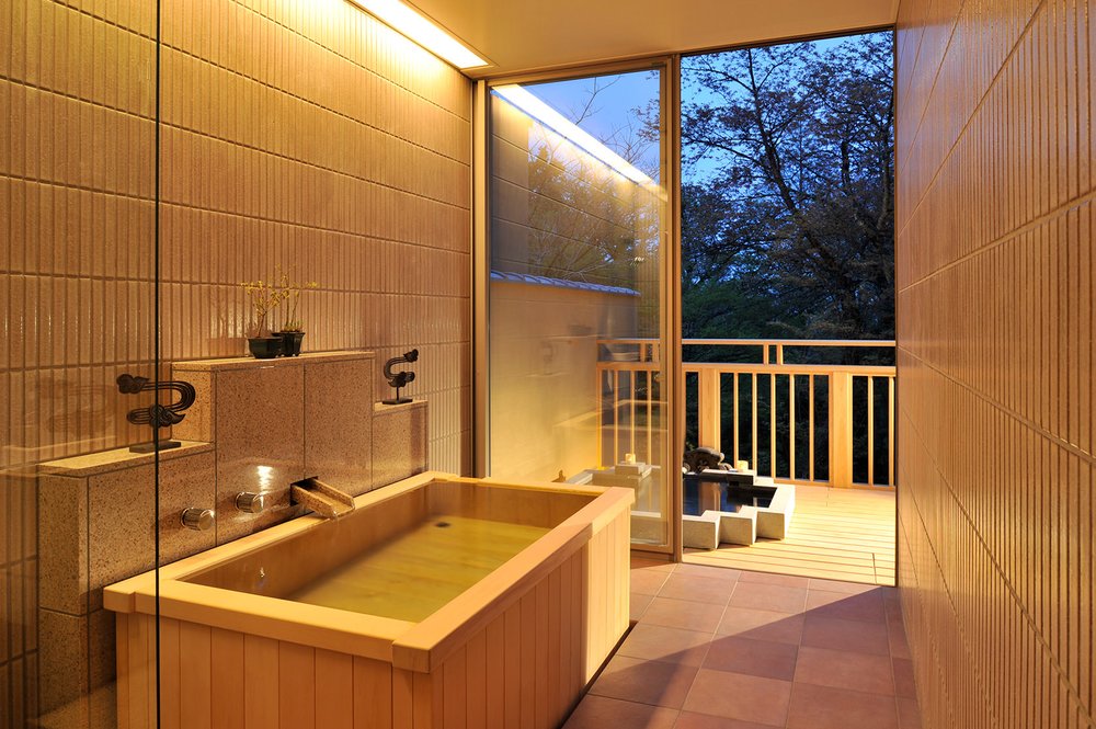 most beautiful and luxurious hotels in japan