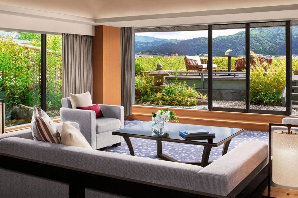 most beautiful and luxurious hotels in japan