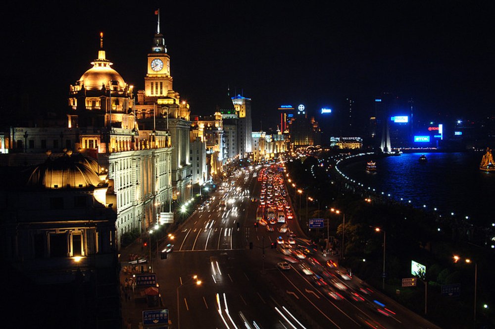 where to stay in shanghai