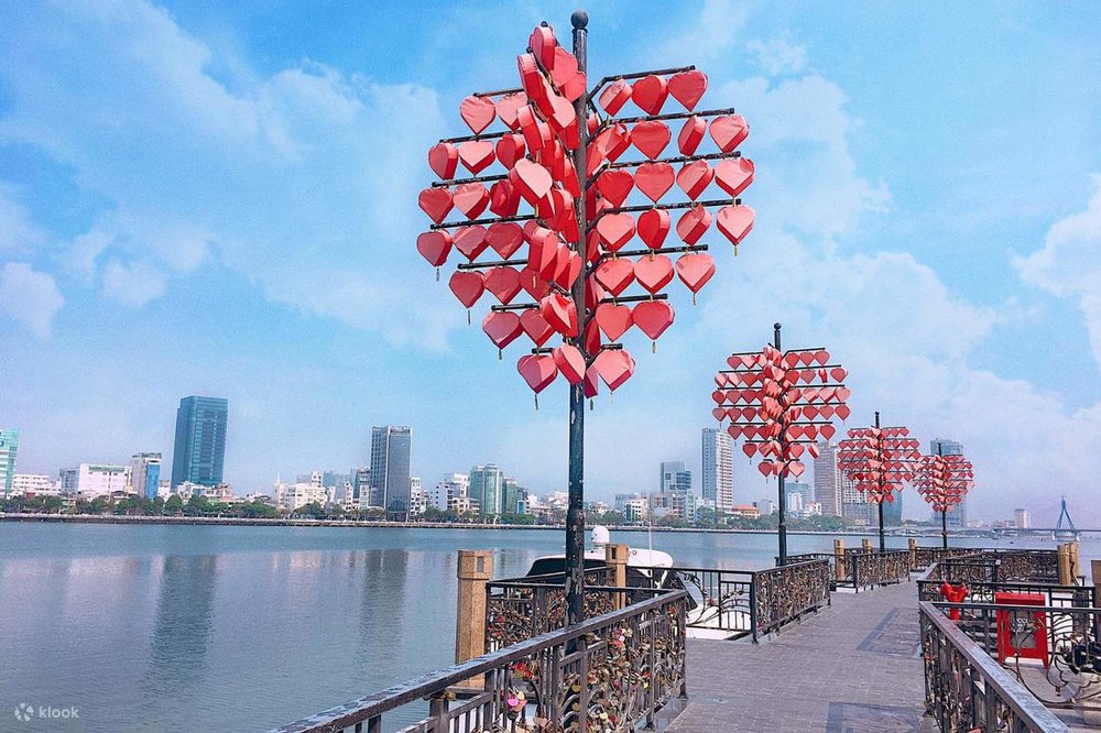 Cầu Tình Yêu, Đà Nẵng | Việt Nam 