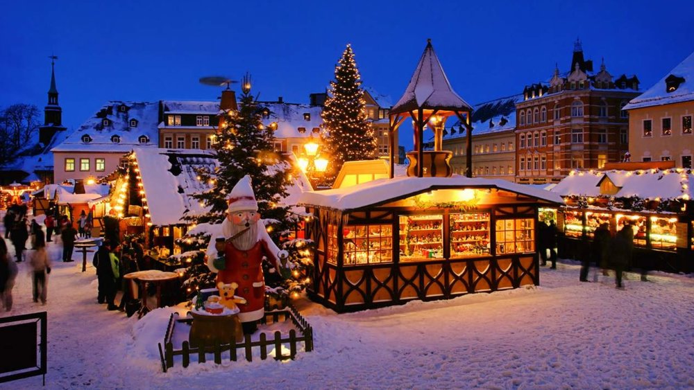 Celebrate a traditional Austrian winter at Hallstatt when you visit in December.