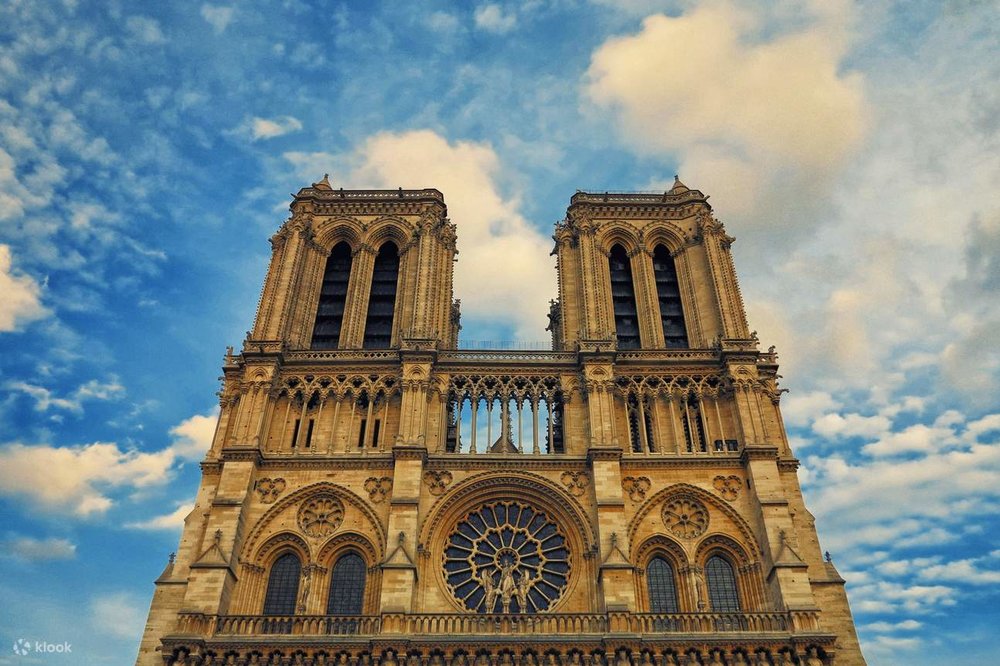 Lịch Sử Hình Thành Nhà Thờ Đức Bà Notre Dame Paris