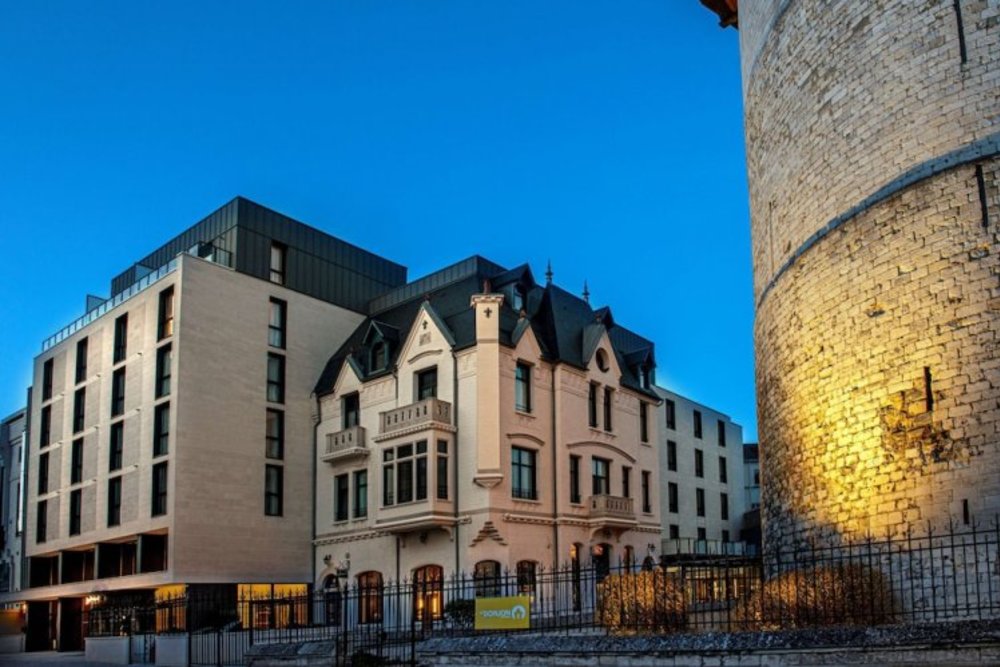 Các Khách Sạn Cao Cấp Ở Gần Nhà Thờ Đức Bà Paris