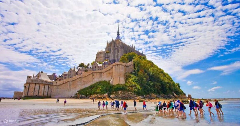Mont Saint-Michel Ở Đâu?