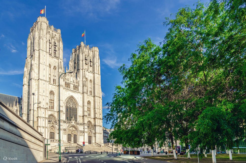 Ngày 4: Brussels (Bỉ) - Atomium, Musée Magritte Museum, Royal Palace of Brussels, Grand-Place