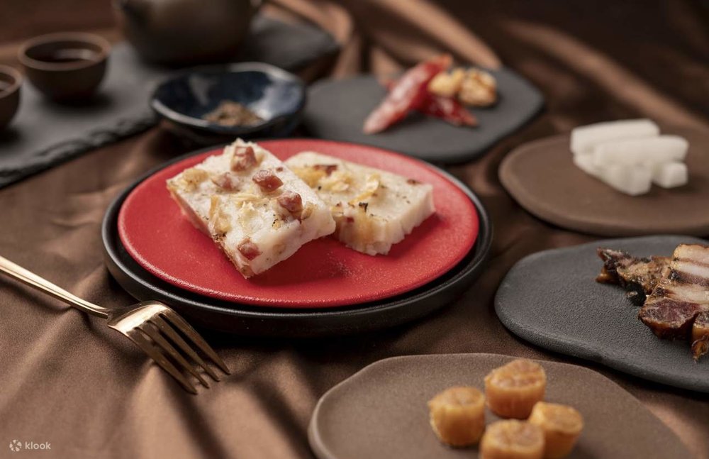 翡翠餐飲集團賀年糕點, 蘿蔔糕，年糕