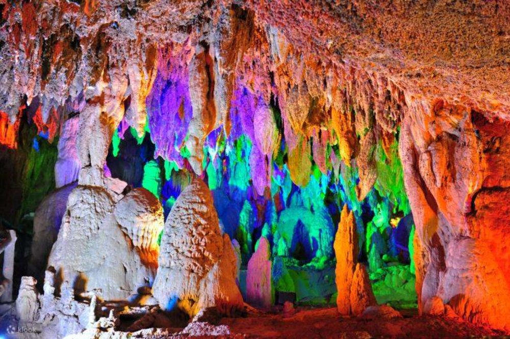 Động Cửu Hương - Côn Minh