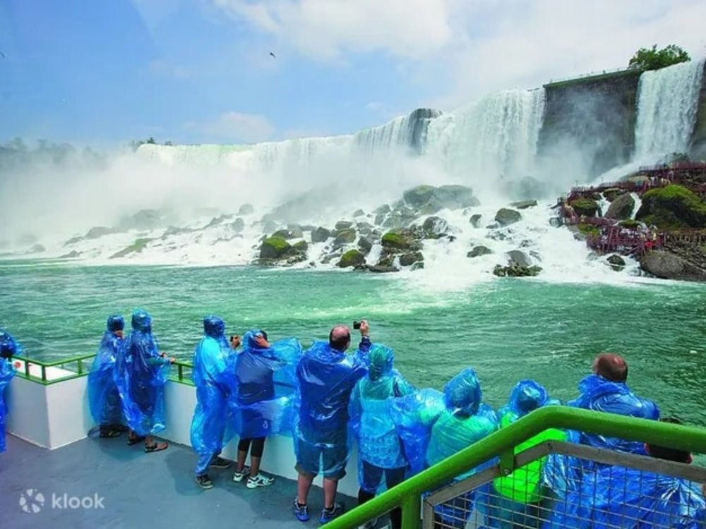 尼加拉瀑布景點 | 霧中少女號遊船（Maid of the Mist）