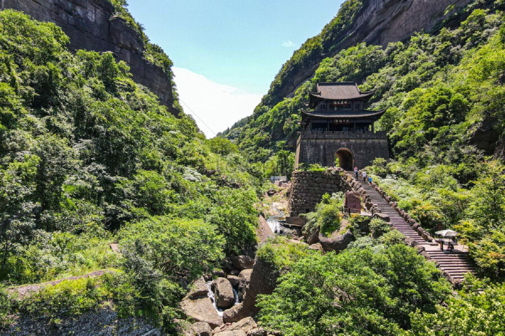 Đèo Kiếm Môn Quan