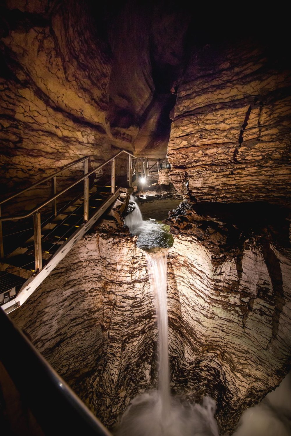 蒂阿瑙螢火蟲洞之旅