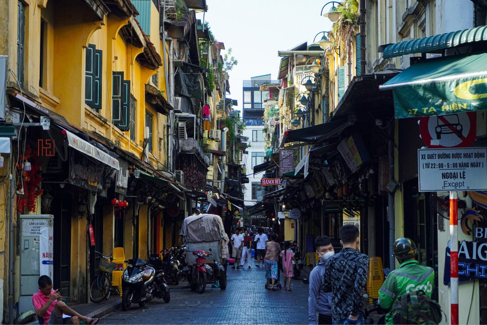 Phố Tạ Hiện Ở Đâu?