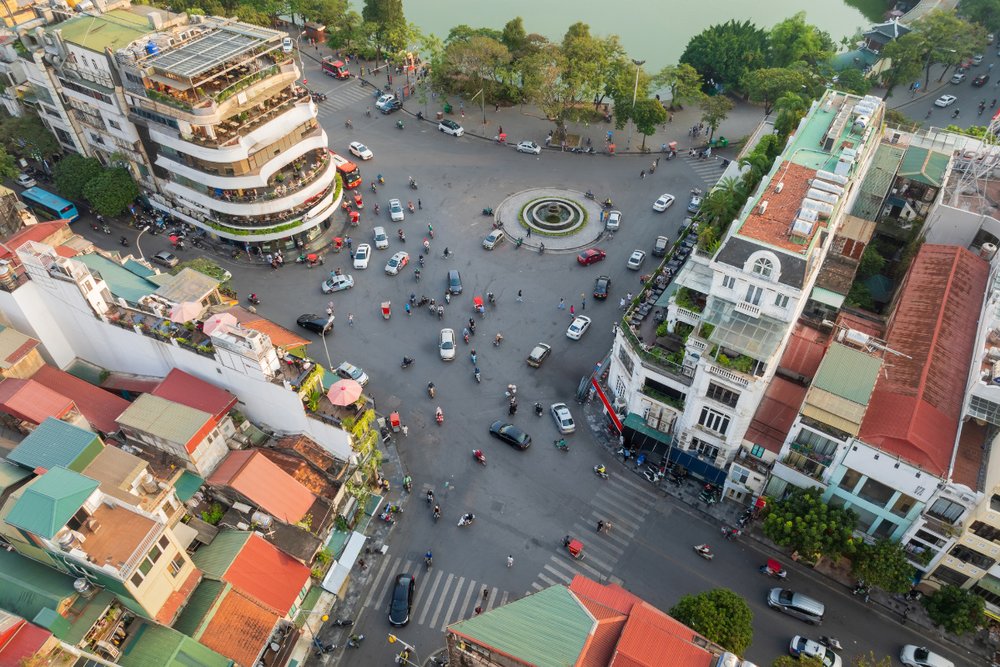 Di chuyển trong nội thành Hà Nội