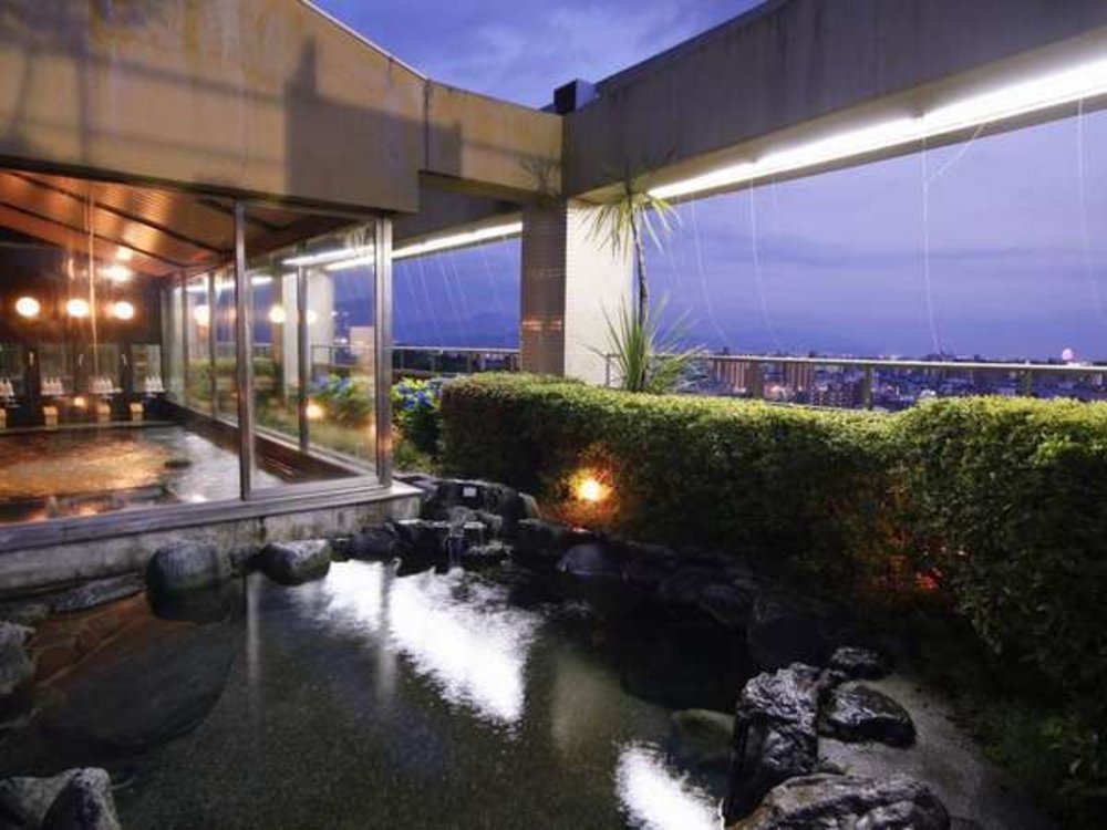 道後温泉 葛城 琴の庭