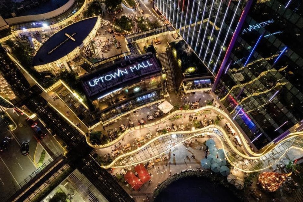 Uptown Mall (Source: Uptown Bonifacio/Facebook)