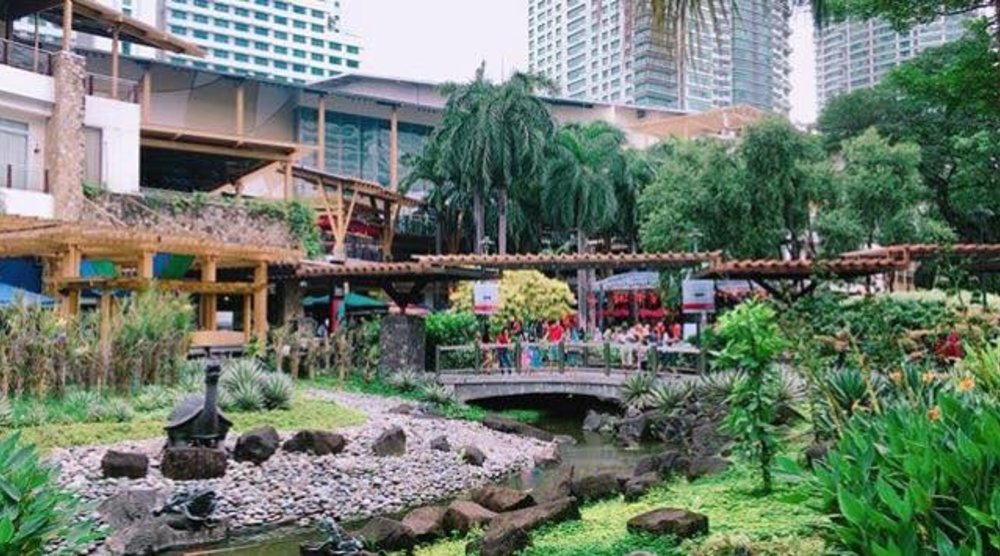 Greenbelt Park Makati (Source: Philippine Primer)