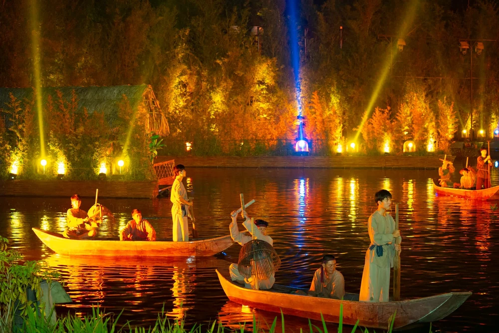 Watch the Quintessence of the North Show at Baara Land in Hanoi